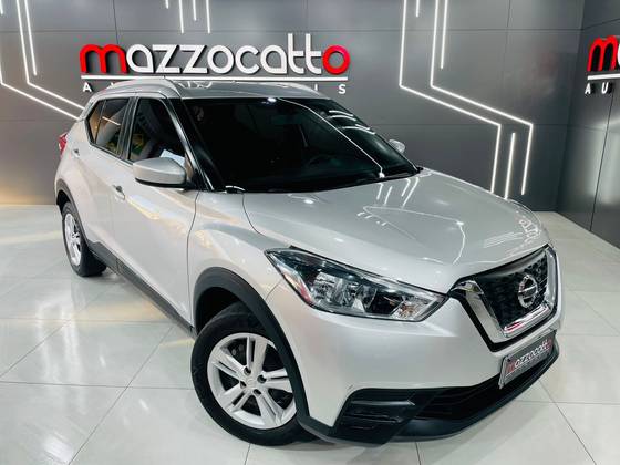 NISSAN KICKS 1.6 16V FLEXSTART S 4P XTRONIC NISSAN KICKS 1.6 16V FLEXSTART S 4P XTRONIC